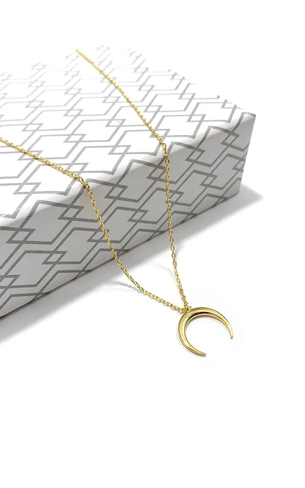 BJNA004GD Gold "Crescent Horn" Pendant Necklace