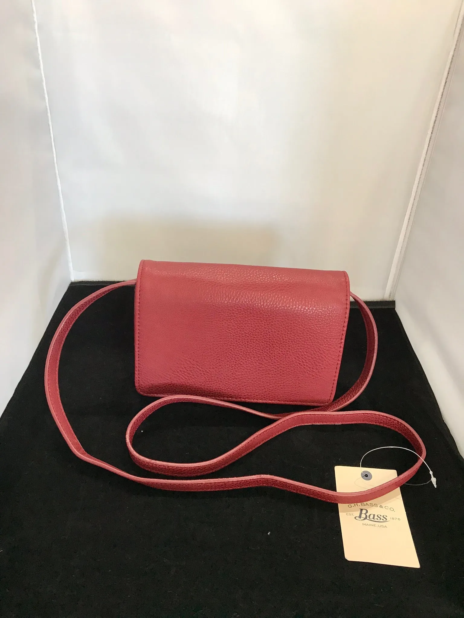 Cross-Body Shoulder Bag  Removable Strap