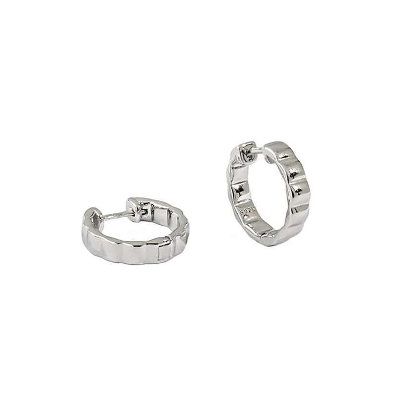 Fine jewelry Sterling Silver Textured Minimalist Hoop Earrings (silver)