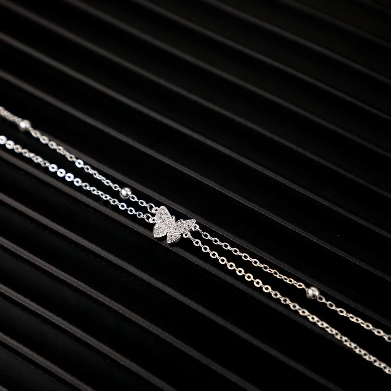 Layered Ankle Bracelets for Women 18K Gold Plated Dainty Fishbone Snake Chain Fine Bead Paperclip Peach Heart Anklets for Women Waterproof Minimalist Simple Anklets Fashion Summer Jewelry Anklet For Women