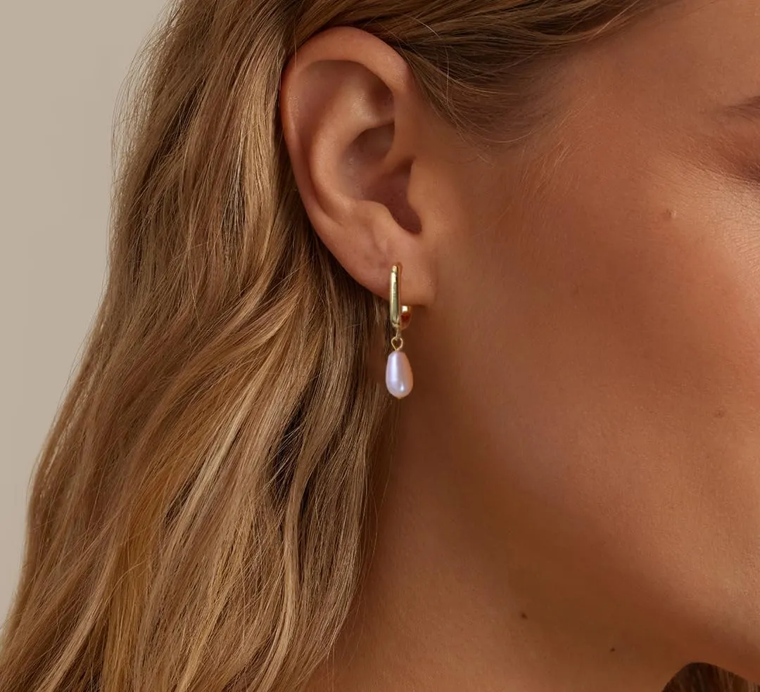 Pearl Earrings for Women, Dainty Gold Earrings 14K Gold Plated Pearl Drop Earrings Cute Pearl Hoop Earrings Hypoallergenic Dangle Pearl Earrings for Women Trendy Wedding Earrings for Brides