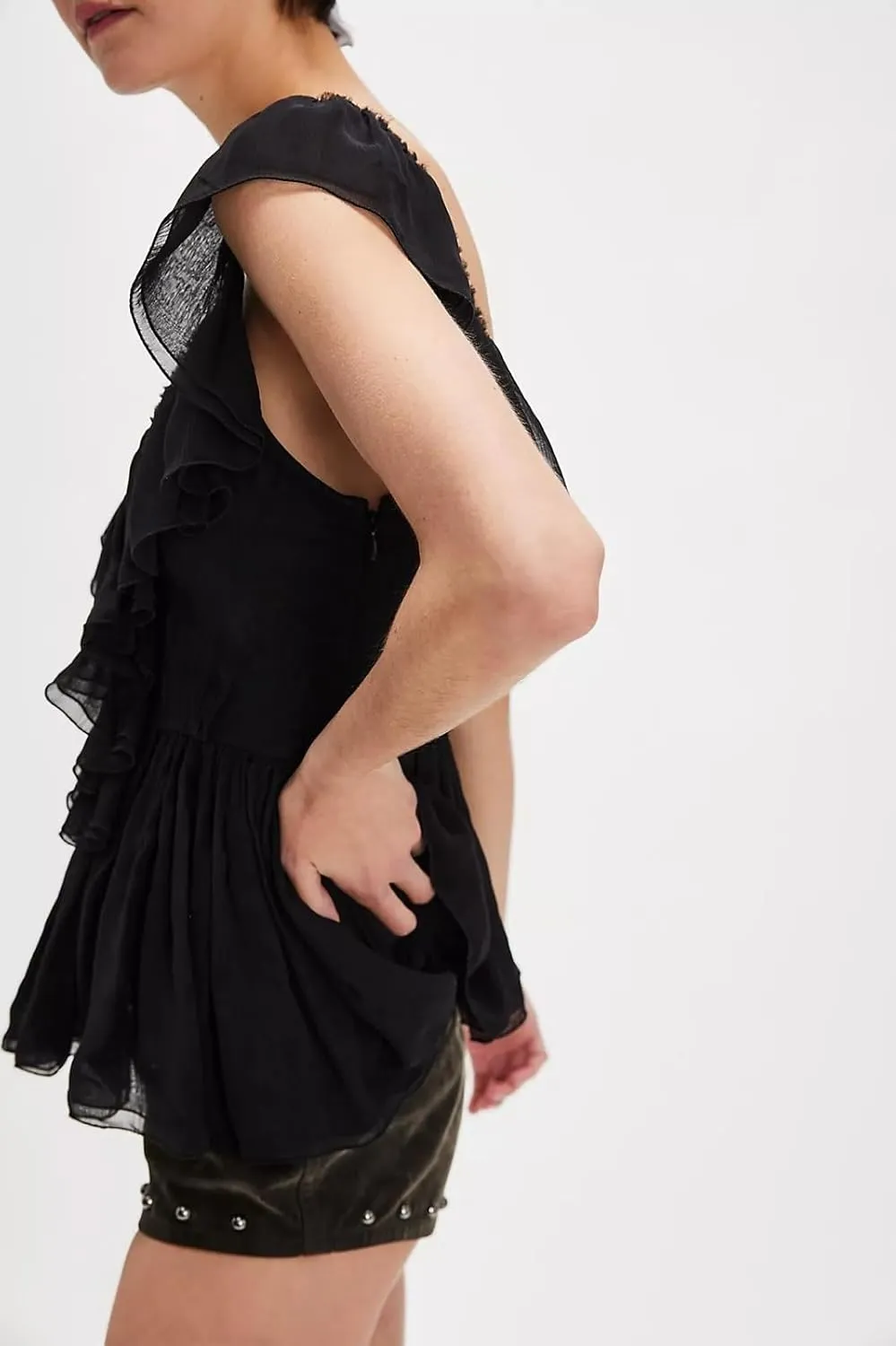 Women Lace Trim Tank Top Sleeveless Button Down Chiffon Cami Shirt Y2K Summer Tie Front Ruffle Flowy Crop Vest