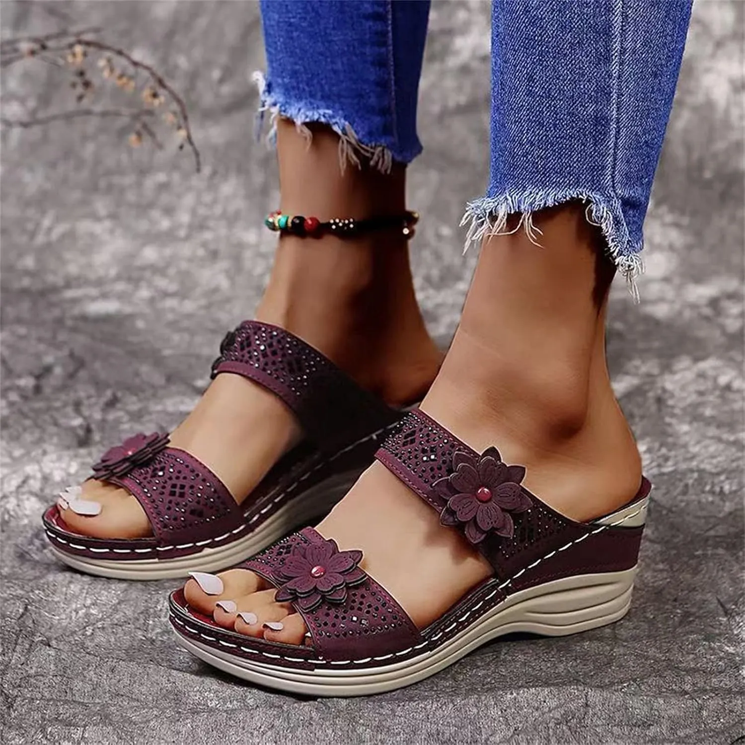 Womens Flat Sandals Women Summer Beach Casual Thong Sandals Arch Support Flip Flops for Women Beach Shoes
